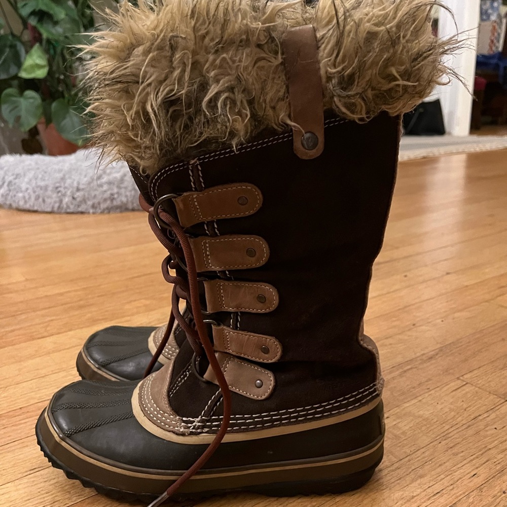 Sorel Joan of Arc winter boots